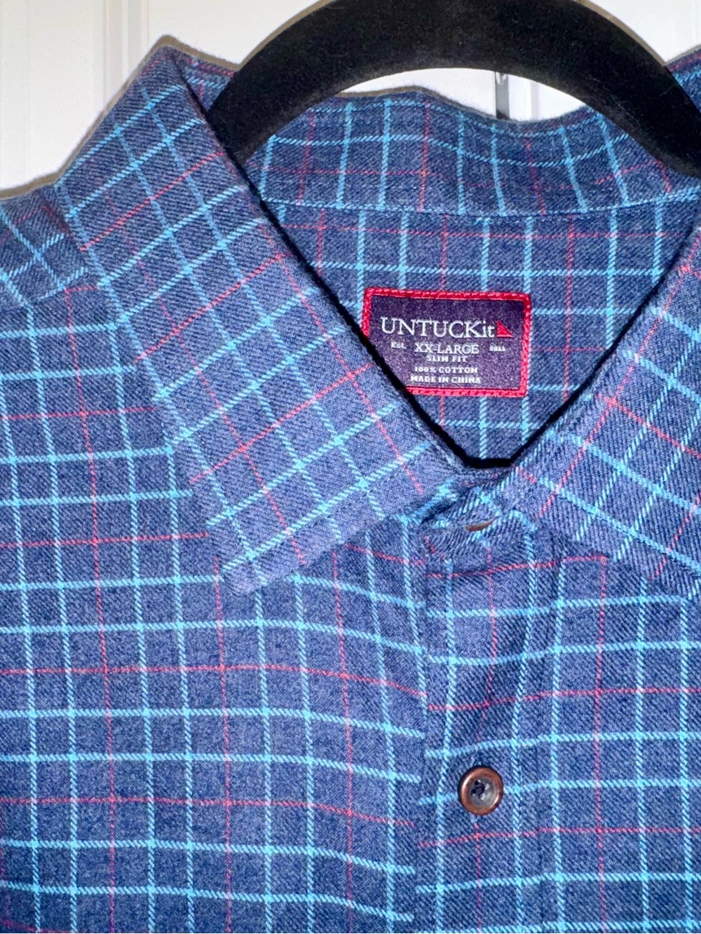 UNTUCKit Men’s Blue Plaid Flannel Button-Down Shirt